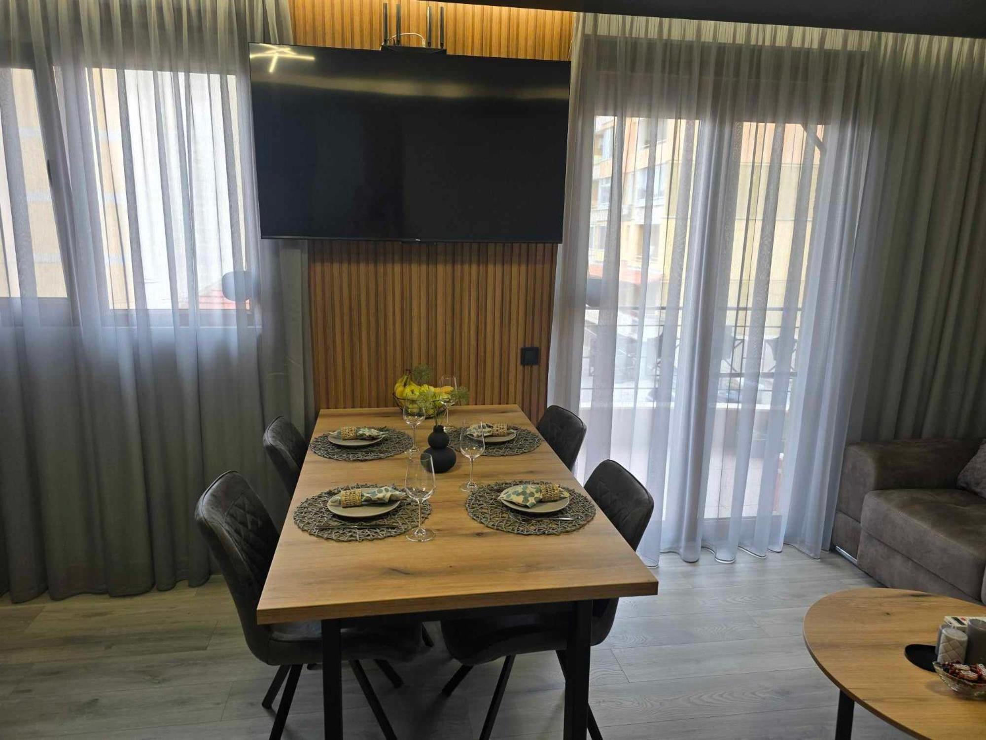Luxury City Centre Appartment Iva Sliven Eksteriør bilde
