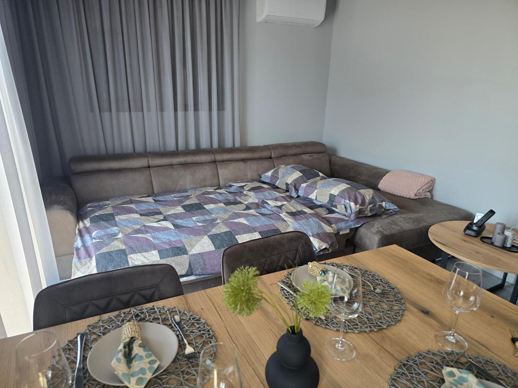 Luxury City Centre Appartment Iva Sliven Eksteriør bilde